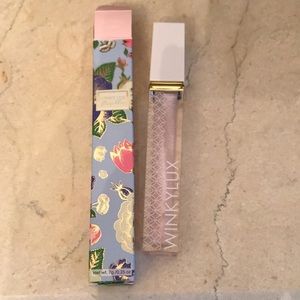 Winky Lux lipgloss